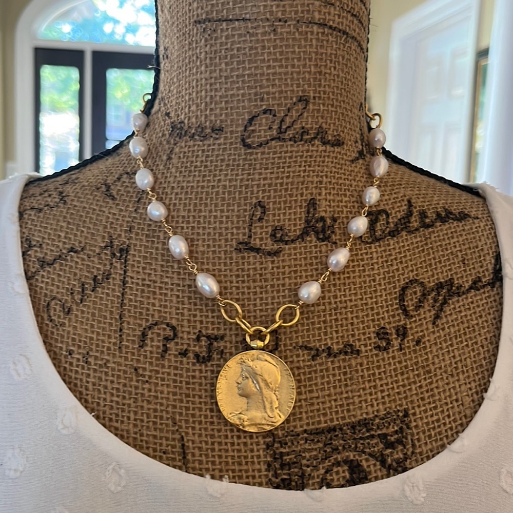 Freshwater Pearl necklace w/ reproduction French ‘Marianne’ medallion.